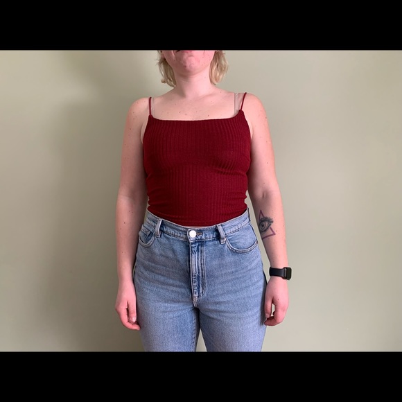 Red knit tank top - Picture 3 of 3